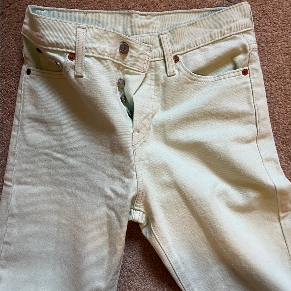 Levi Wedgie Pastel Mint Green Jeans Raw Hem Size 25 - Picture 3 of 7